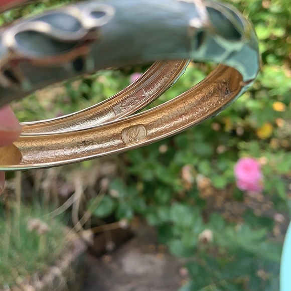 Jiu Long Xing Hinged bangles - Picture 3 of 4